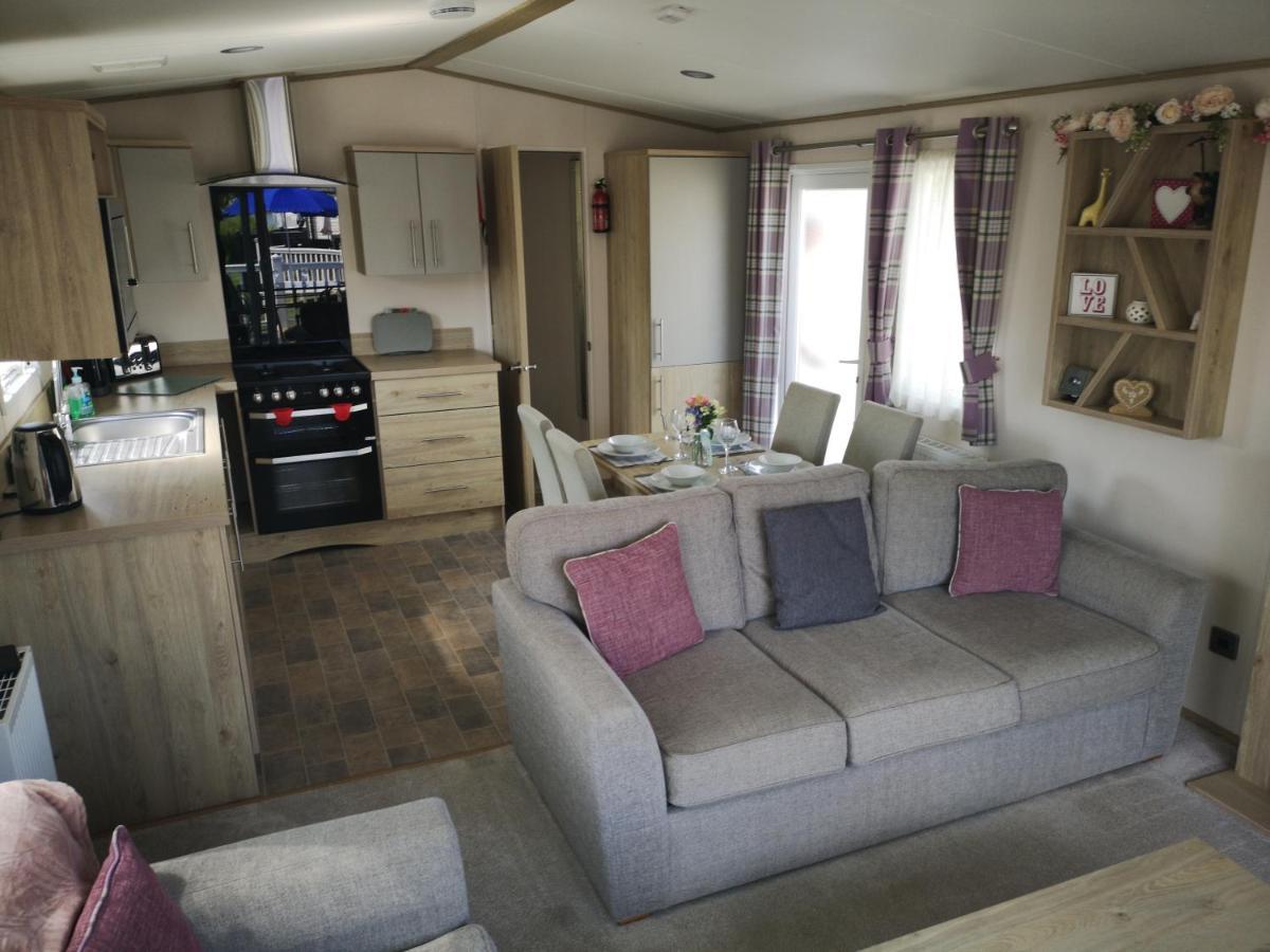 Lake Escape - Hoburne Cotswolds Южен Сърни Екстериор снимка