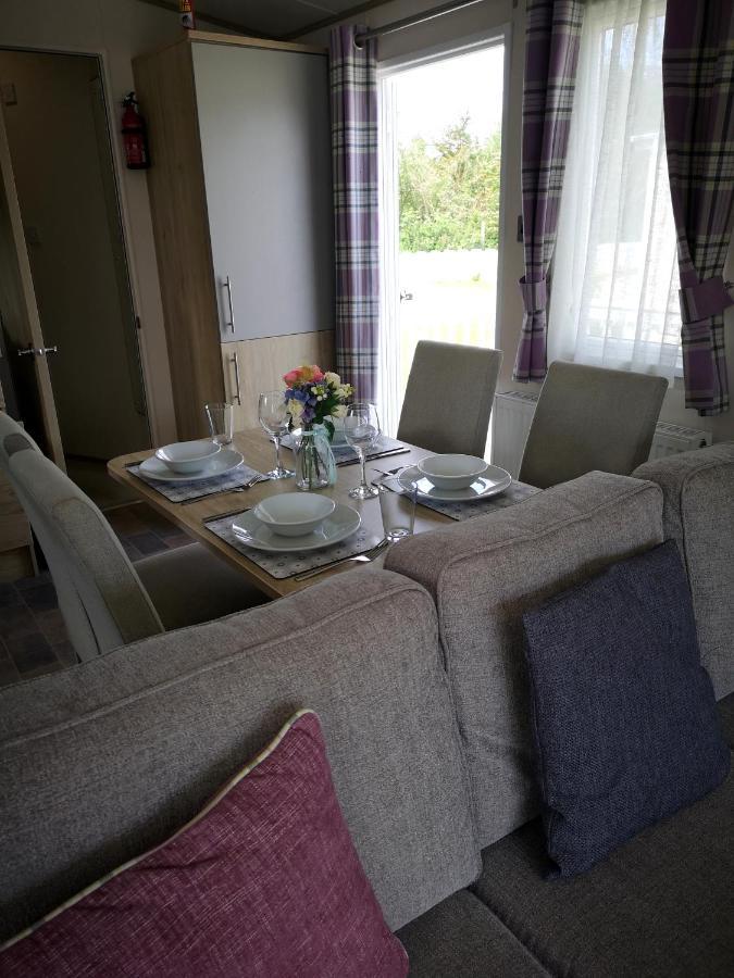 Lake Escape - Hoburne Cotswolds Южен Сърни Екстериор снимка