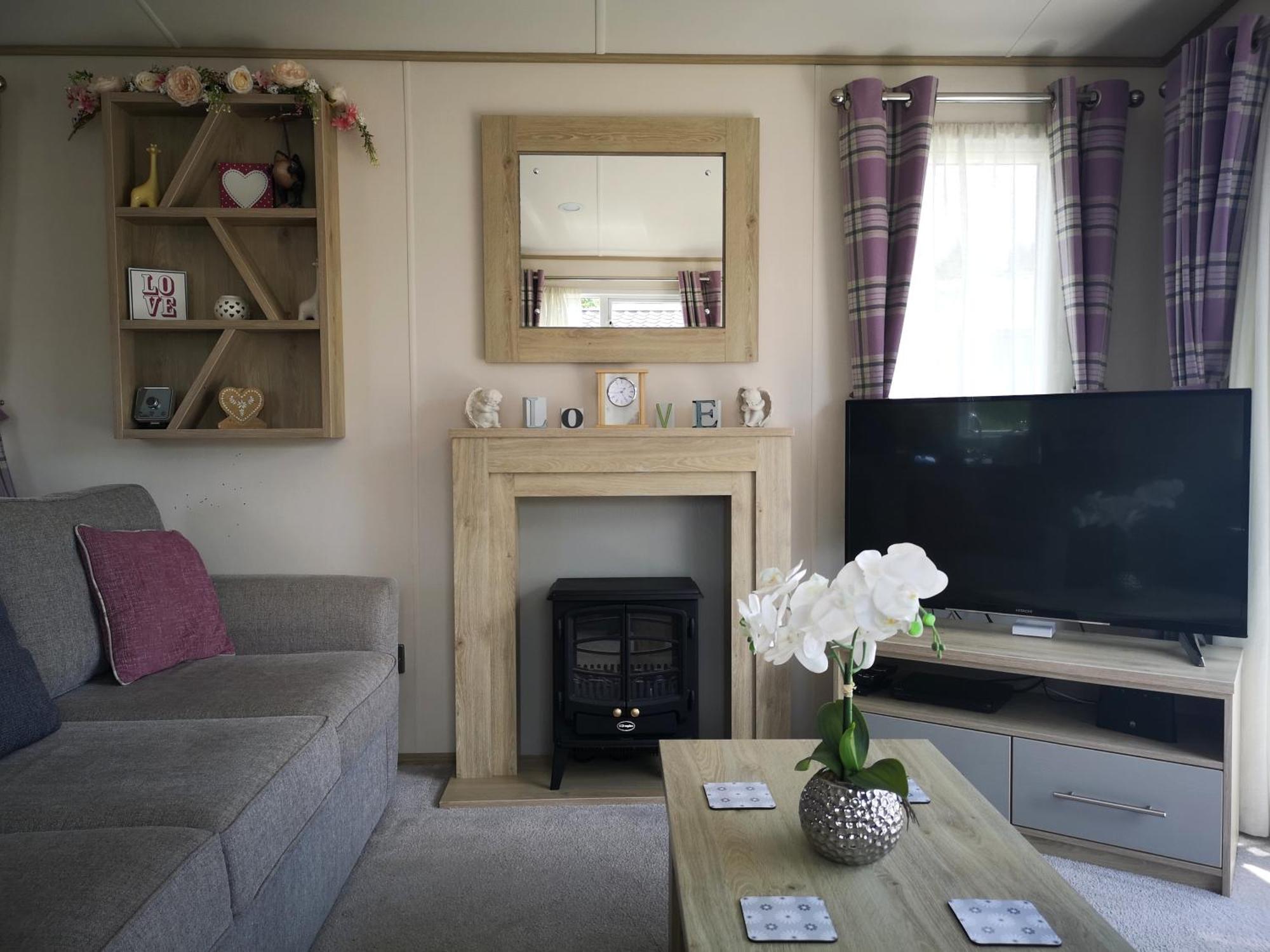 Lake Escape - Hoburne Cotswolds Южен Сърни Стая снимка